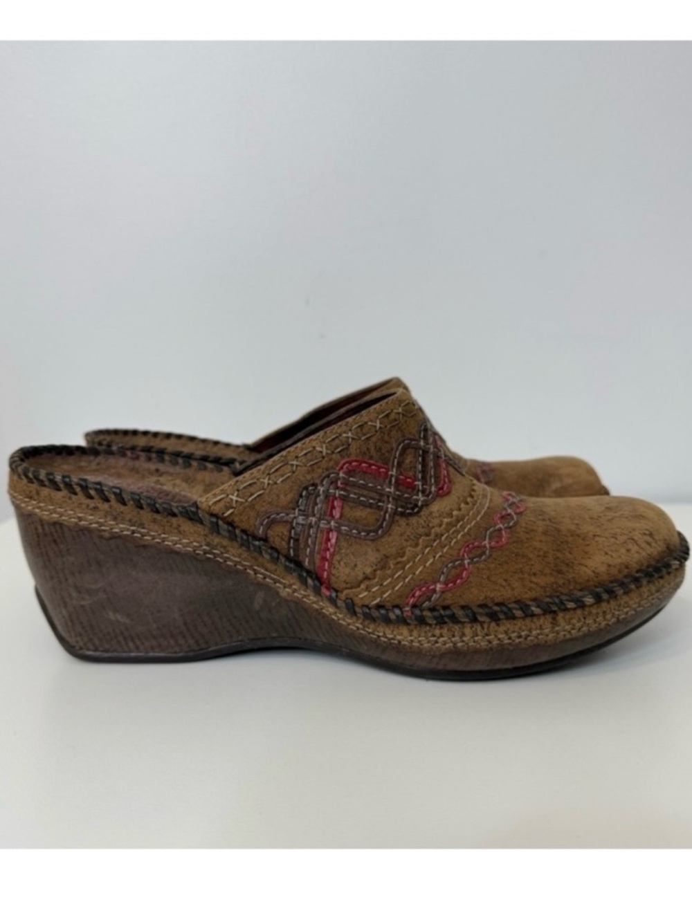 Clarks Artisan Collection Distressed Brown Leather Mule Clogs Women’s Size 8